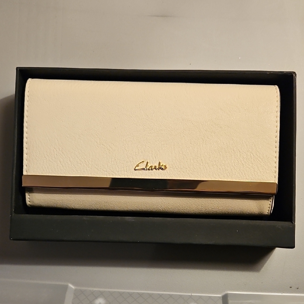 Clarks Cream Wallet